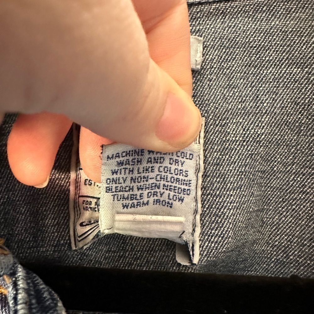 Old Navy Women’s Stretch Denim Jacket Size Small - Picture 8 of 9